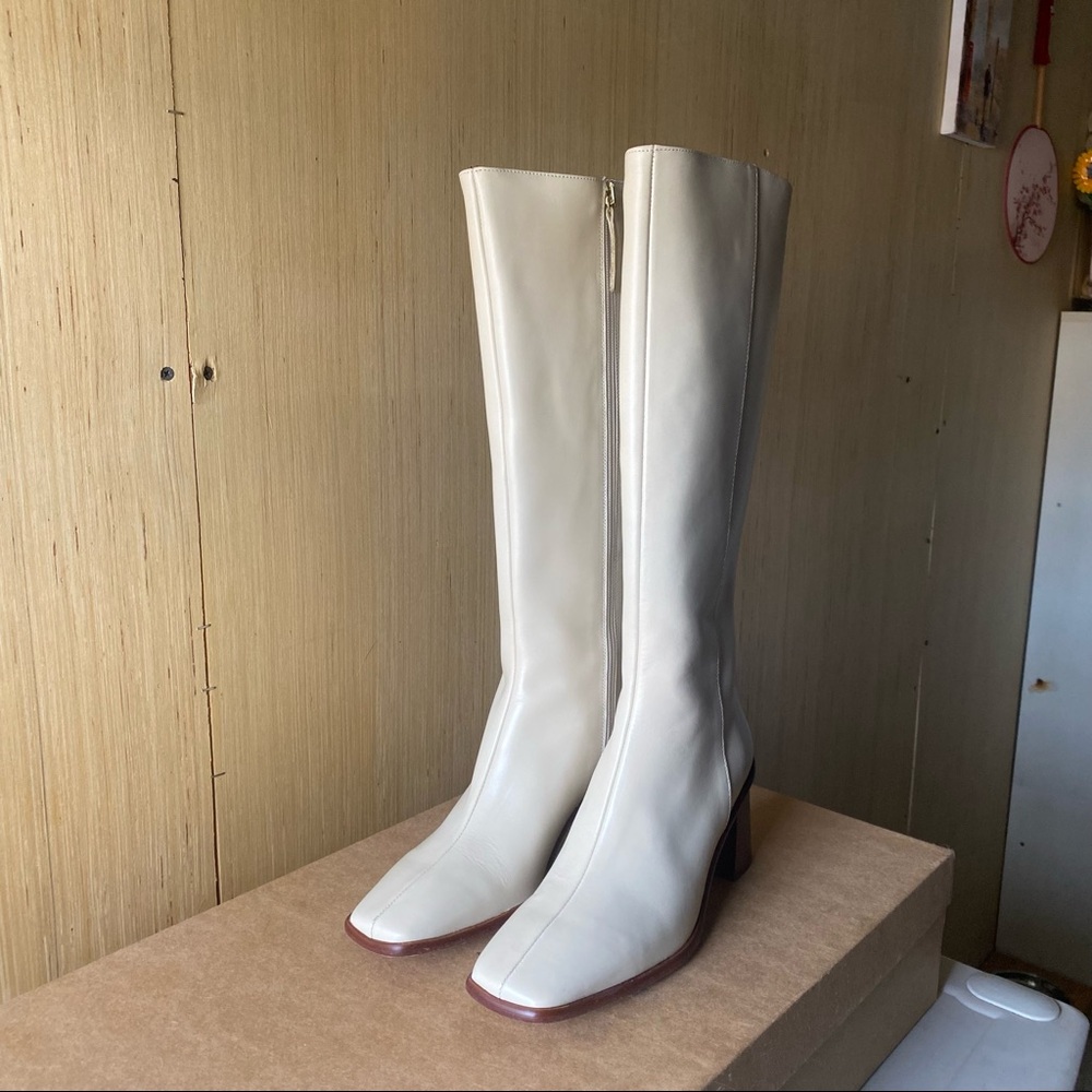 ALOHAS East Leather knee high boot